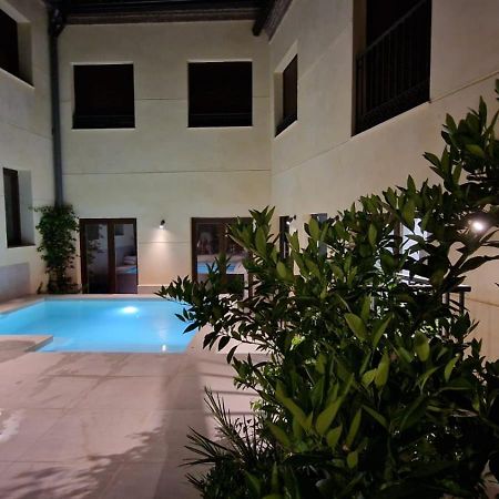 Апартаменты Apartamento En Toledo Bagu Экстерьер фото