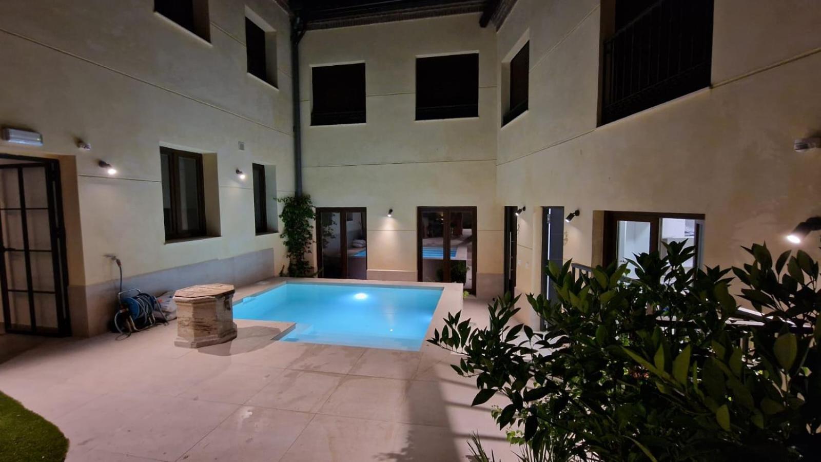 Апартаменты Apartamento En Toledo Bagu Экстерьер фото