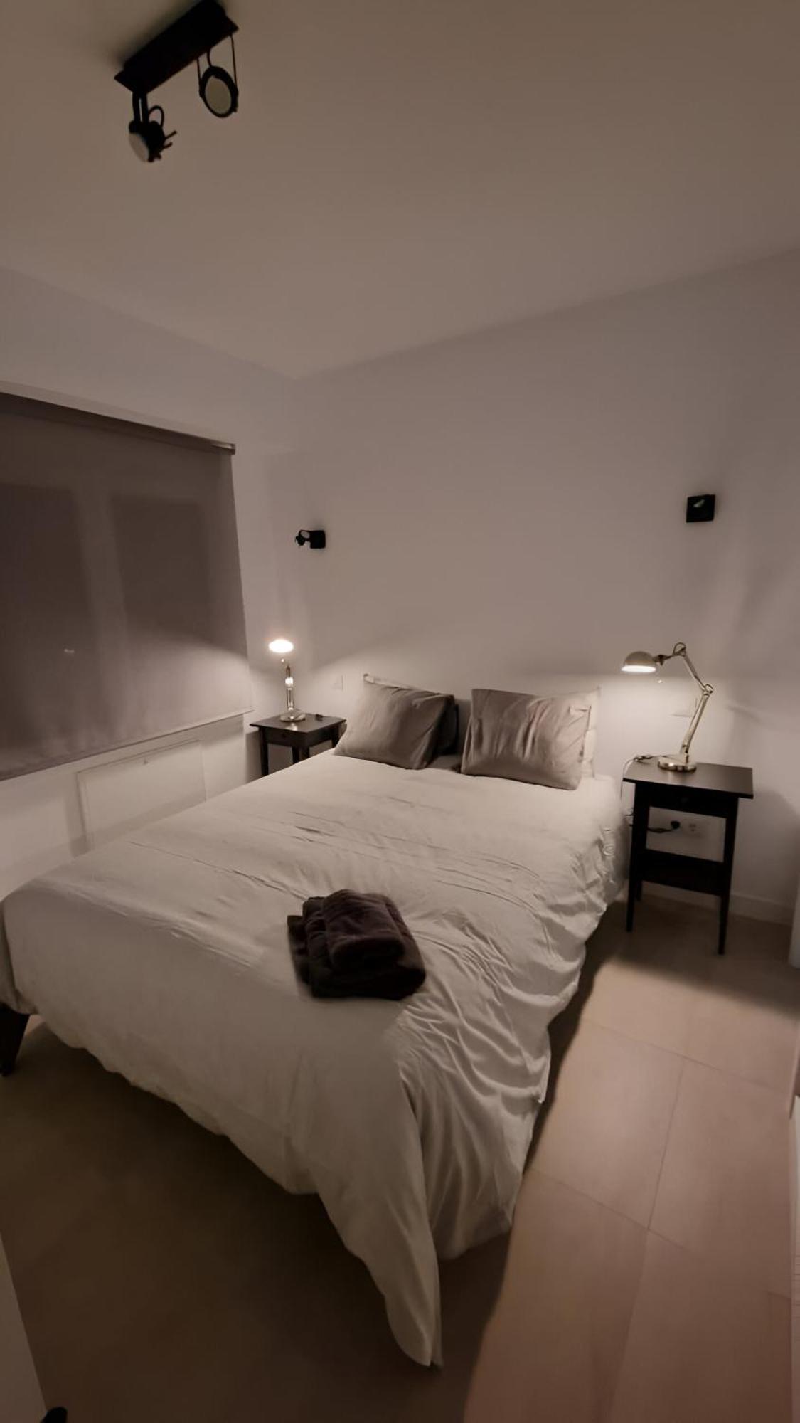 Апартаменты Apartamento En Toledo Bagu Экстерьер фото