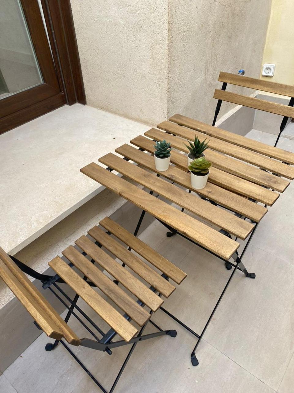 Апартаменты Apartamento En Toledo Bagu Экстерьер фото
