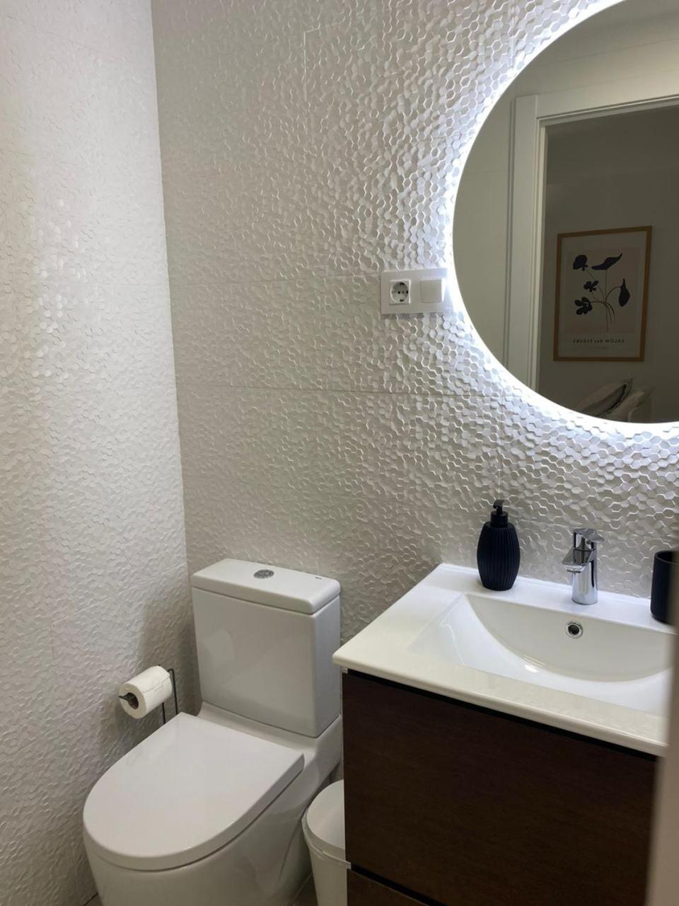 Апартаменты Apartamento En Toledo Bagu Экстерьер фото
